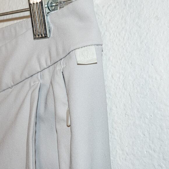 Lululemon Men's 34 ABC Slim fit Trouser Pants Warpstreme in Light Grey - Picture 8 of 11